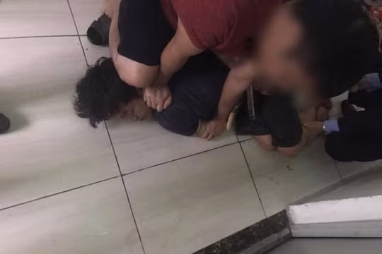 Hà Nội: Nghi án con trai 'ngáo đá' sát hại mẹ ruột