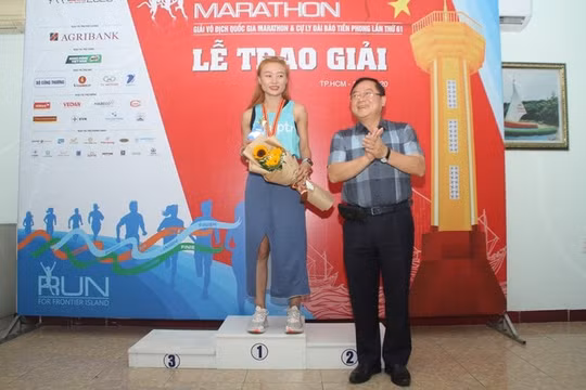 Trao giải Tiền Phong Marathon 2020