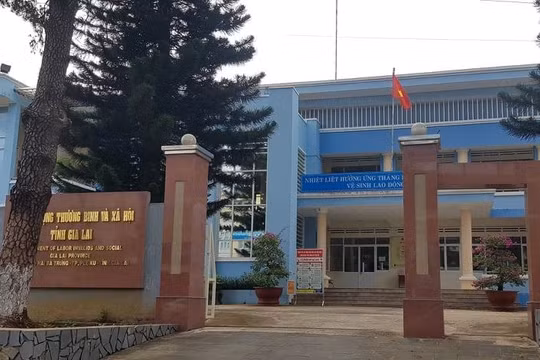 Gia Lai: Kỷ luật giám đốc Sở buông lỏng quản lí