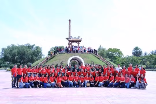 Agribank Chi nhánh Láng Hạ - Hành trình về nguồn 2020