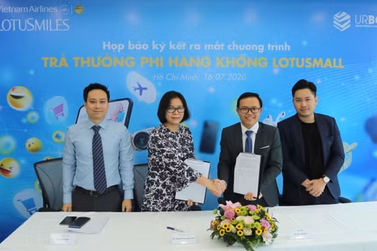 Vietnam Airlines ra mắt chương trình trả thưởng phi hàng không LotusMall