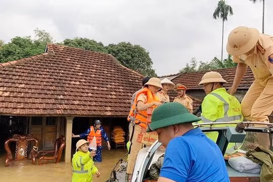 Quảng Trị: 59 người chết, mất tích và bị thương do mưa lũ