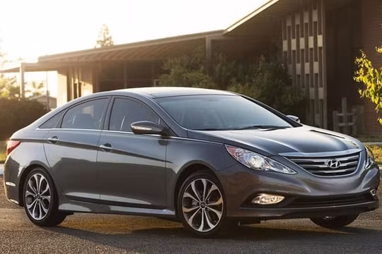 Lỗi động cơ trên Sonata và Santa Fe khiến Hyundai bị phạt 54 triệu USD