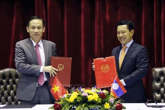 Kiến nghị Chính phủ Việt Nam - Lào cho phép nối lại thông quan hàng hóa tại các cửa khẩu
