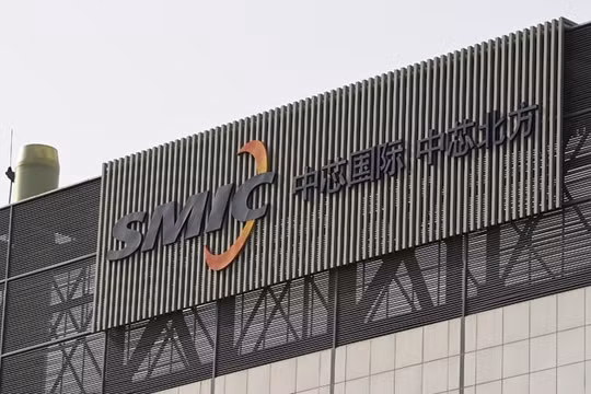 Mỹ xem xét trừng phạt công ty sản xuất chip hàng đầu Trung Quốc