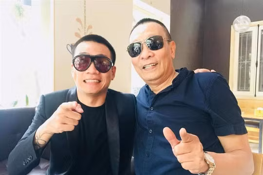 Wowy "truy lùng" MC Lại Văn Sâm, có bức ảnh "để đời" đánh dấu cuộc hội ngộ