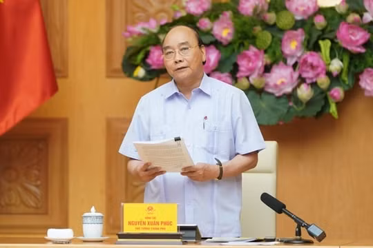Thủ tướng: Cơ cấu lại hệ thống tổ chức tín dụng gắn với xử lý nợ xấu