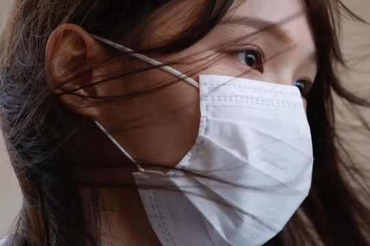 Trùm truyền thông Hong Kong Jimmy Lai và Agnes Chow được tại ngoại