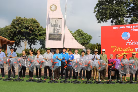 Thanh Hoá: Tuổi trẻ tự hào tiến bước dưới cờ Đảng
