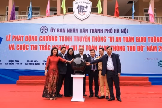 Khởi động cuộc thi trắc nghiệm “Vì An toàn giao thông” trên internet