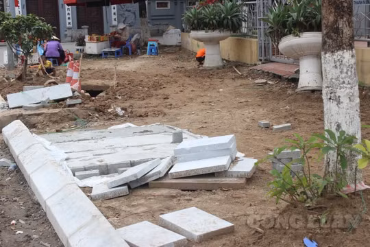 Hà Nội: Tránh lặp lại những sai phạm trong việc lát đá vỉa hè