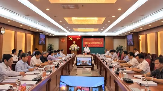 Thời sự 24H ngày 5/6: UBKTTW đề nghị Bộ Chính trị xem xét, kỷ luật Bí thư Tỉnh ủy Quảng Ngãi