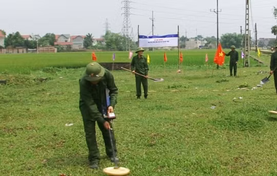 Doanh nghiệp chi tiền tỷ rà phá bom, mìn tại KĐT hiện đại nhất thị xã Phổ Yên