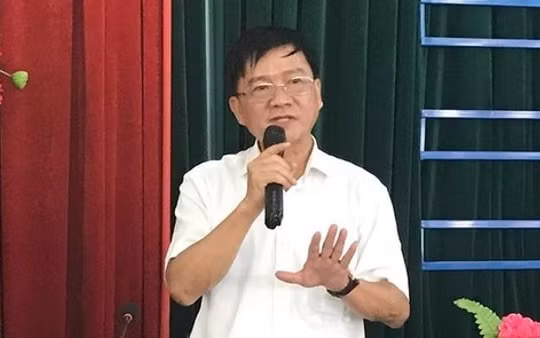 Kỷ luật cảnh cáo Chủ tịch UBND tỉnh Quảng Ngãi Trần Ngọc Căng