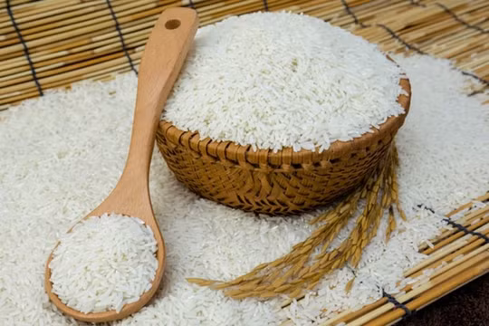 Gạo Việt Nam lên giá, giữ ngôi á quân giá gạo châu Á