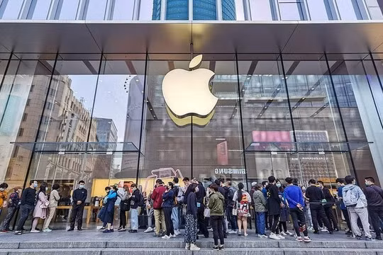 iPhone 12 Pro bị tróc sơn sau vài ngày được bán ra thị trường