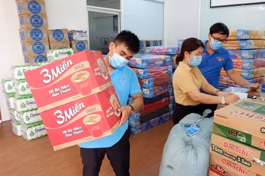 Đà Nẵng hỗ trợ gạo cho người dân gặp khó khăn do Covid-19