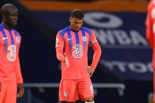 Thiago Silva nói gì trước sai lầm ở trận ra mắt Chelsea?
