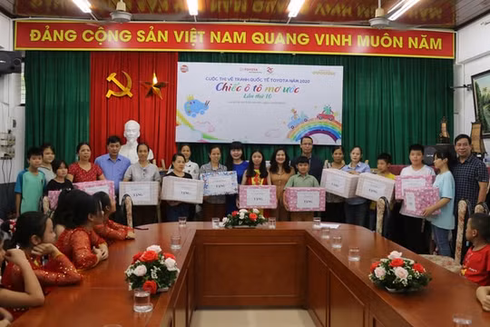 Báo Thiếu Niên Tiền Phong & Nhi Đồng phát động cuộc thi vẽ tranh quốc tế "Chiếc ô tô mơ ước"