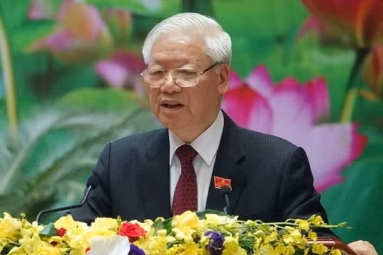 Chủ động đấu tranh làm thất bại âm mưu "phi chính trị hoá" Quân đội