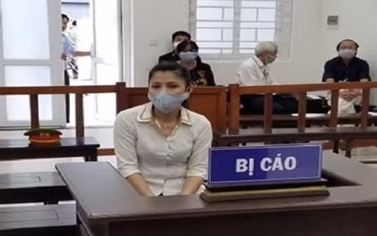 Nhân viên cấp dưỡng mạo nhận 'trợ lý Tổng Giám đốc Tập đoàn' để lừa đảo