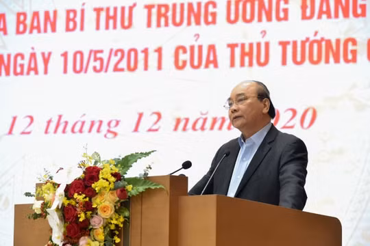 Thủ tướng: Xây dựng một lớp nông dân mới, không để tình trạng ”con trâu đi trước, cái cày theo sau”