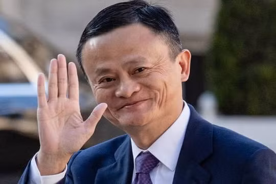 Tỷ phú Jack Ma rời Hội đồng quản trị, Softbank gặp khó