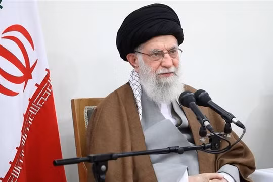 Lãnh đạo tối cao Iran đe dọa trục xuất Mỹ khỏi Iraq và Syria