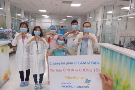 Phát động trực tuyến triển lãm "Việt Nam phòng, chống dịch Covid-19 qua ống kính nhiếp ảnh"