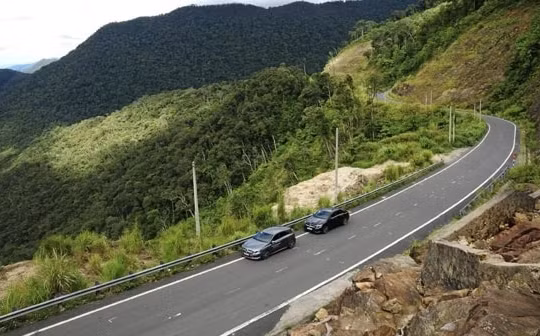 Những thói quen cực nguy hiểm khi lái xe trên đường đèo dốc
