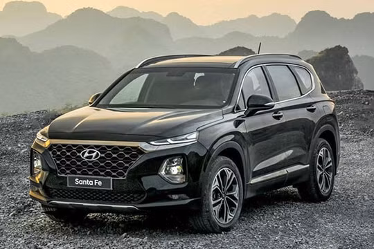Giá xe Hyundai SantaFe tháng 11/2020