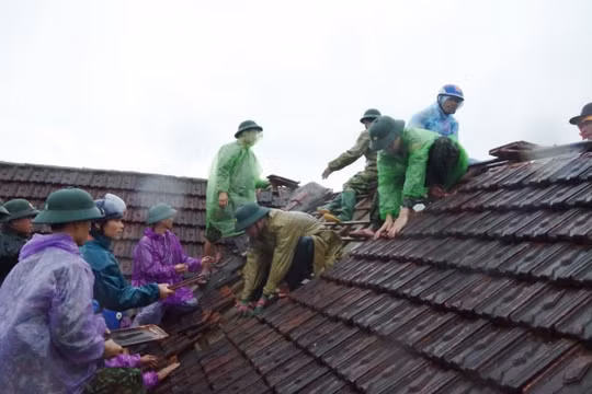 Hà Tĩnh: Hỗ trợ các đối tượng bị ảnh hưởng do bão, lũ