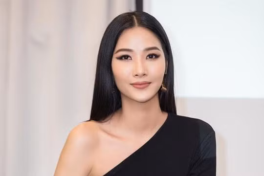 Hoàng Thuỳ chia sẻ về chuyện nghệ sĩ và antifan