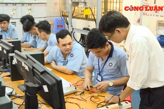 Trường nghề tại TP.HCM ráo riết tìm phương án tuyển sinh sau dịch