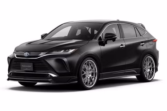 Ra mắt chưa đầy một tuần ở Mỹ, Toyota Venza 2021 đã có bản độ