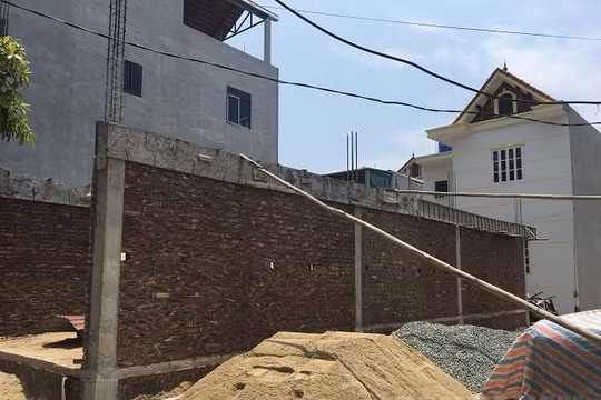 Báo động tình trạng vi phạm đất đai, trật tự xây dựng “bùng phát”