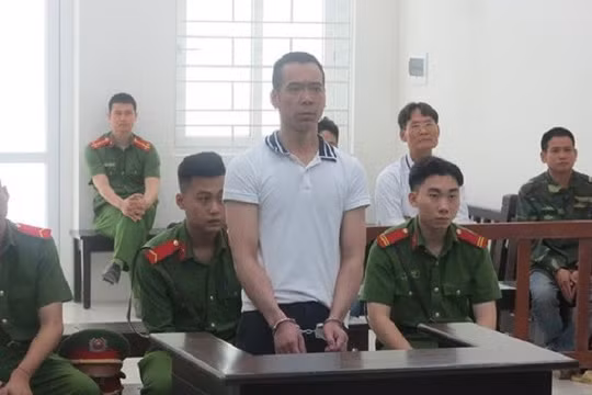 Kinh hoàng người chồng cuồng sát vợ con vì ghen tuông