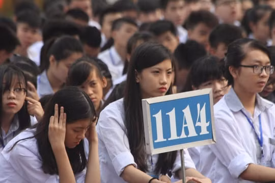 Đánh giá, xếp loại học sinh THCS, THPT sẽ bớt nặng nề