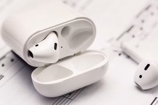 Apple cập nhật firmware mới cho AirPods 2