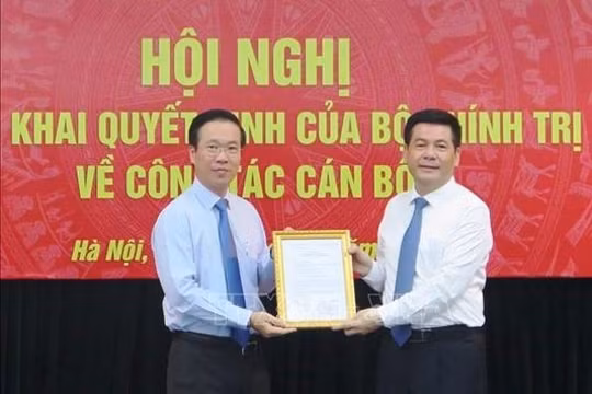 Ban Tuyên giáo Trung ương triển khai quyết định của Bộ Chính trị về công tác cán bộ