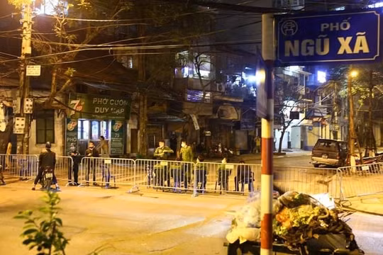 Hà Nội họp khẩn cấp trong đêm 6/3 thông tin: Đã có một trường hợp dương tính với SARS-CoV-2