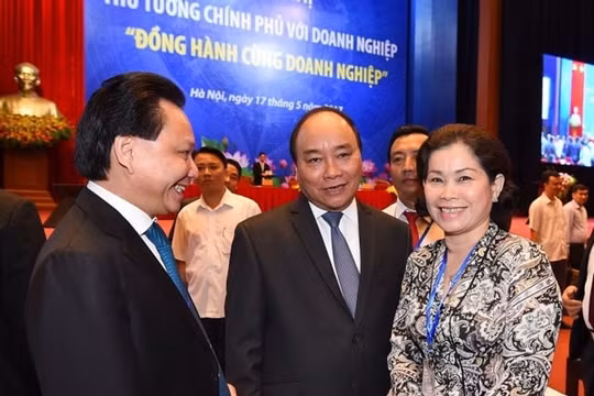 Chuẩn bị Hội nghị “tái khởi động nền kinh tế ứng phó dịch COVID-19”