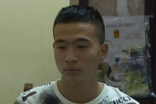Bắt tạm giam 2 thanh niên dùng đao chém bảo vệ trọng thương