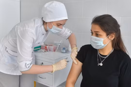 Nga sẽ tiêm chủng vắc xin COVID-19 quy mô lớn vào tuần tới