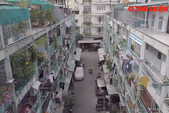 Quận 3 (TP.HCM): Báo động nhiều chung cư xuống cấp nghiêm trọng