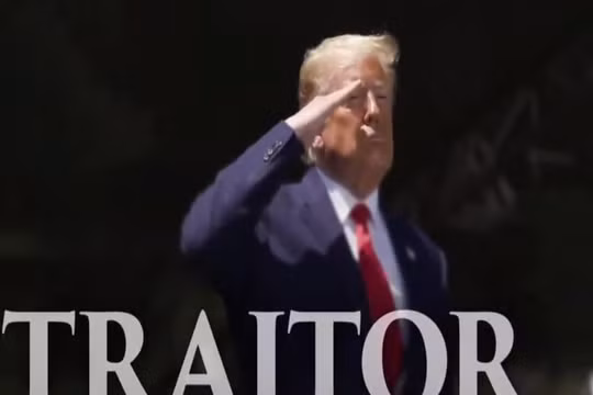 Quốc khánh Mỹ, Tổng thống Trump bị cáo buộc là “Kẻ phản bội số 1 nước Mỹ”