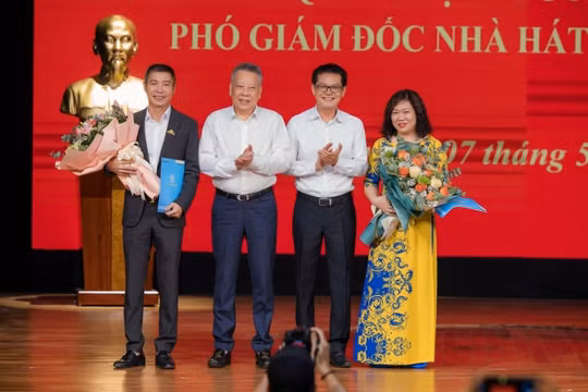 NSND Công Lý nhận nhiệm vụ mới tại Nhà hát Kịch Hà Nội