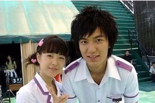 Lee Min Ho và Park Bo Young 'bên' nhau từ 14 năm trước