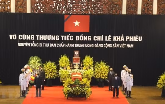 Lãnh đạo Đảng, Nhà nước viếng nguyên Tổng Bí thư Lê Khả Phiêu