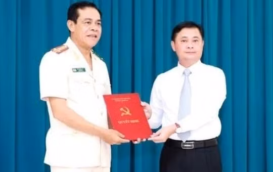 Đại tá Võ Trọng Hải tham gia Ban Thường vụ Tỉnh ủy Nghệ An